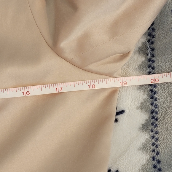 Twenty One Satin Khaki Short Peplum Trench Coat M - Picture 16 of 16